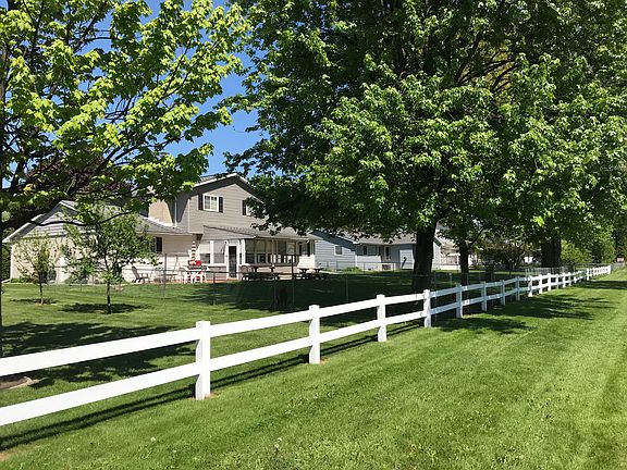 5th image of 3438 Spicer Dr