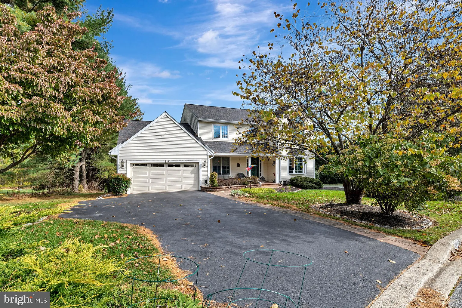 319 Palomino Dr photo 1