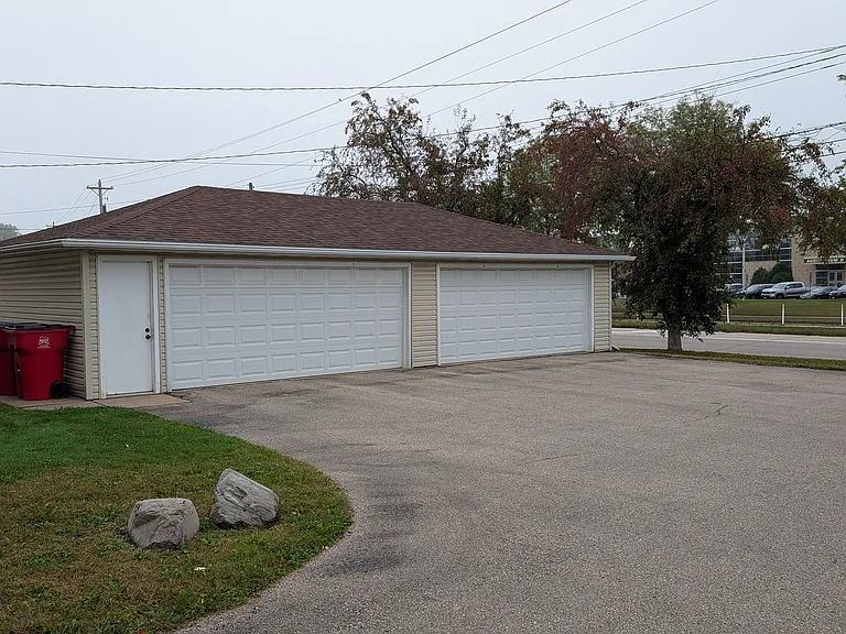 1-car space in shared garage included.