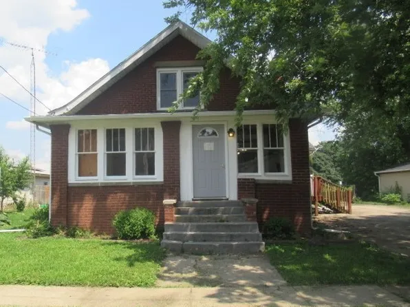 202 E Park St, Harvard, IL 60033