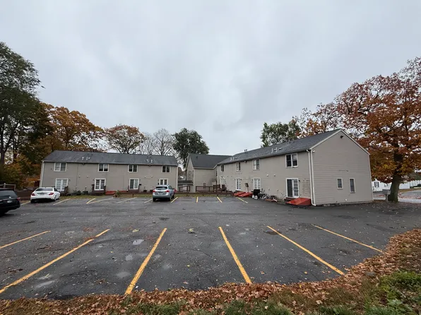 189 Parker St #2, Lowell, MA 01851