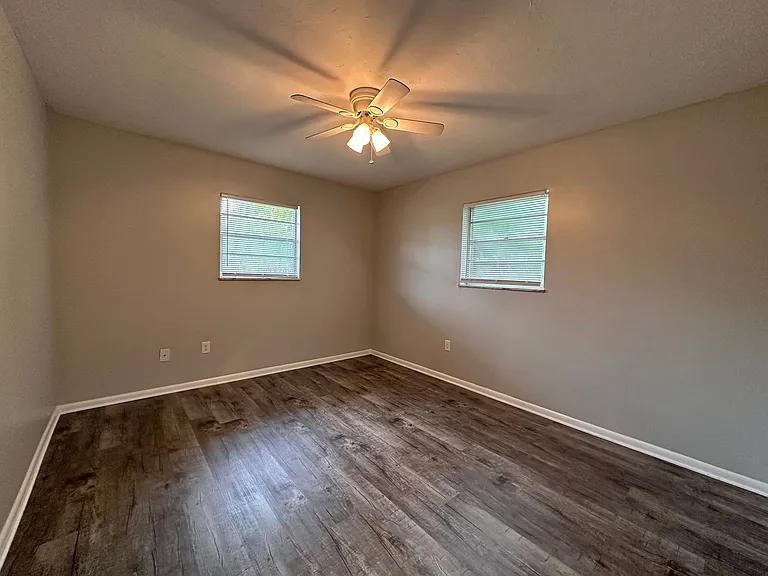 1511 George Ave #14 — Photo 9
