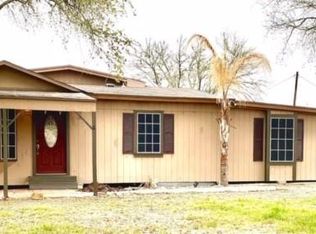 208 County Road 135, Alice, TX 78332