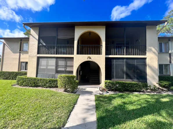 231 Pine Hov Cir APT A-1, Greenacres, FL 33463