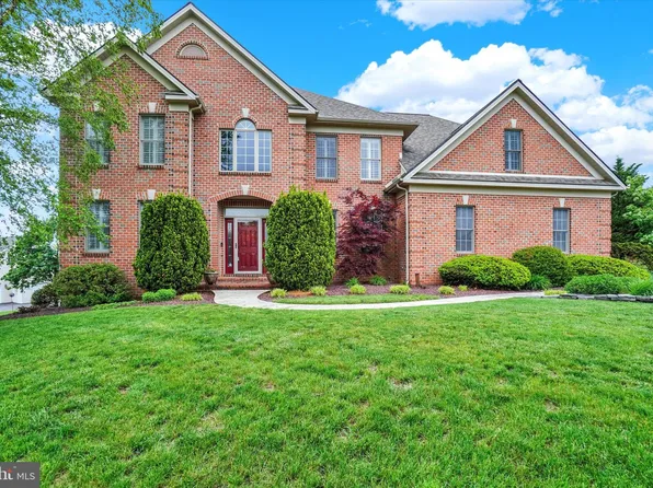 1357 Stonehenge Dr, York, PA 17404