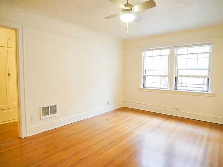 1944 NW Johnson St #204 — Photo 4