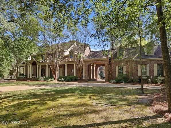 108 Little Creek Rd, Ridgeland, MS 39157
