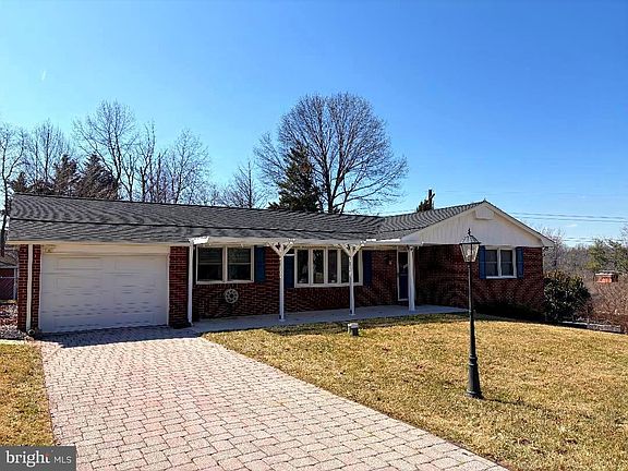 4th image of 2615 Whitt Rd