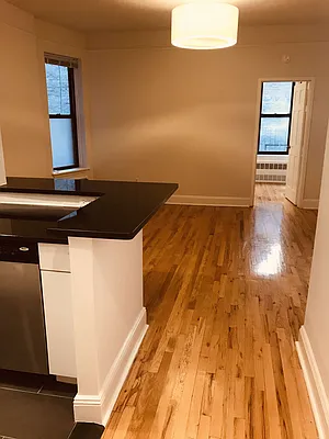 Rented by Metropolis Real Estate of Manhattan | media 40