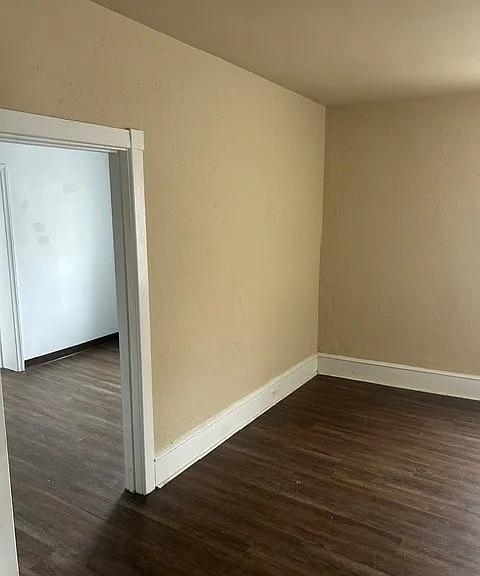 592 Main St — Photo 9