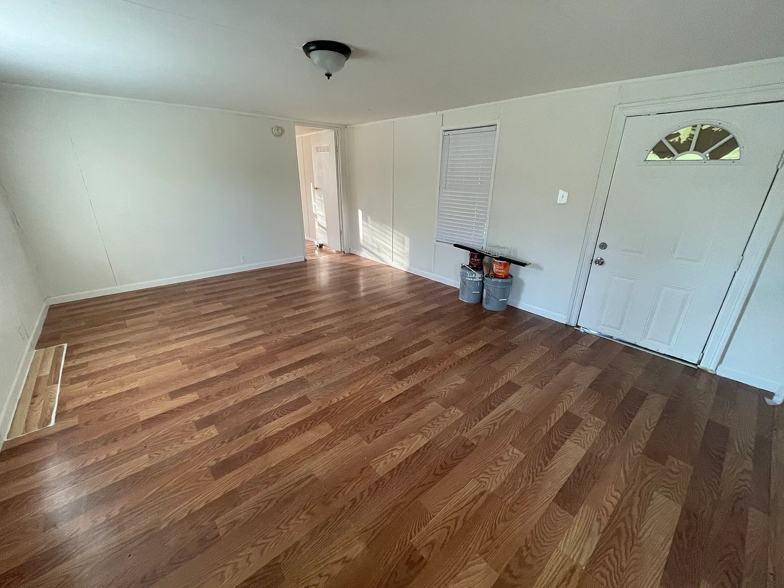 2 bed, 1070 sqft, $1,600 — Photo 3