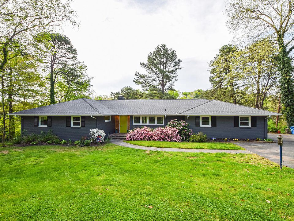 1st image of 4220 Lake Dr SW