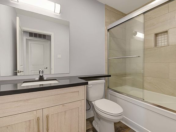 5th image of 459 Hugel Ave #6