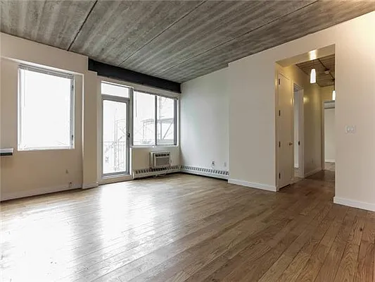 Rented by Warburg | media 1