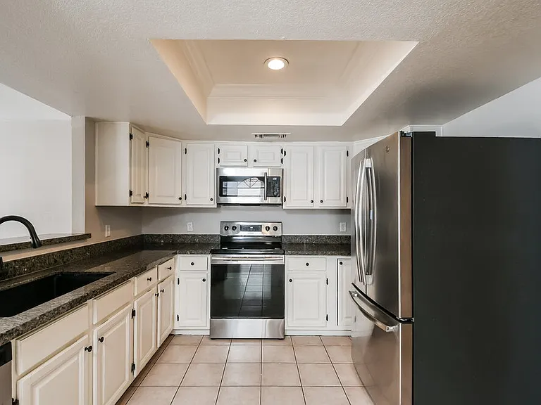 1534 E Campbell Ave — Photo 8