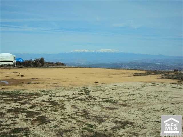 2nd image of 34561 S Main Divide Rd