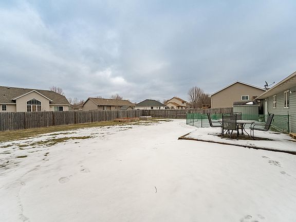 3rd image of 1350 Cottage Ln SE