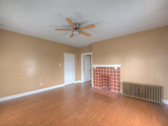 3rd image of 31 Coulter St #2
