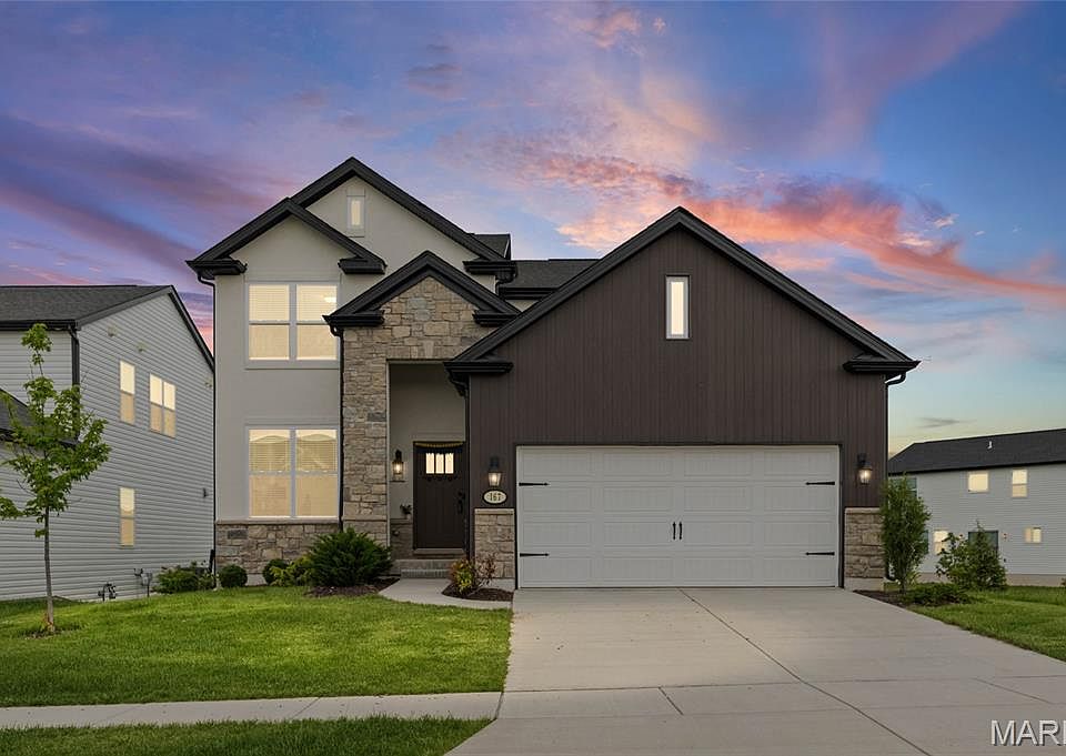 1st image of 167 Mora Blvd #O