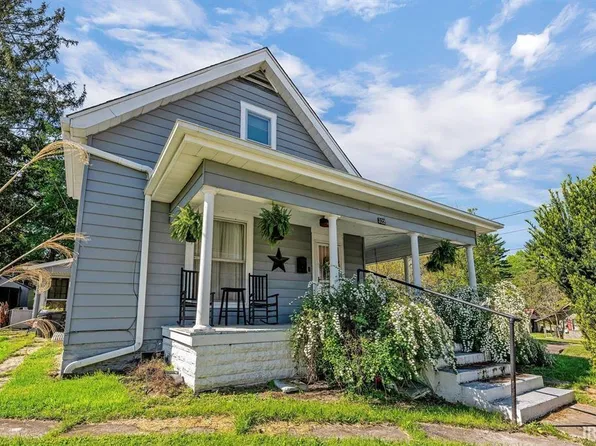 322 16th St, Bedford, IN 47421