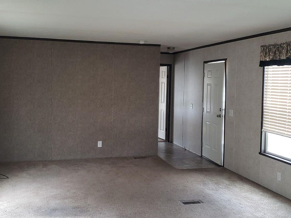2nd image of 220 Country Forest Dr #220