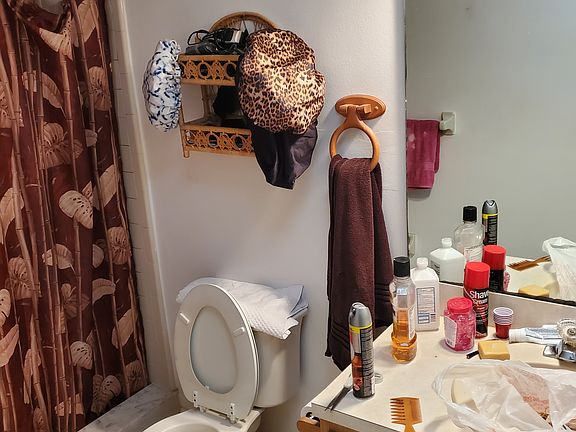 4th image of 1514 Clearlake Rd APT 113