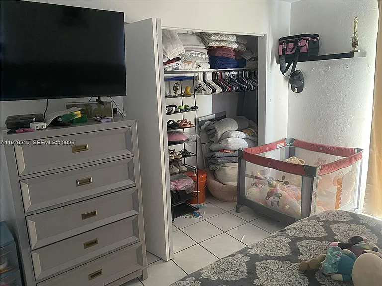 3251 SW 67th Ave — Photo 33