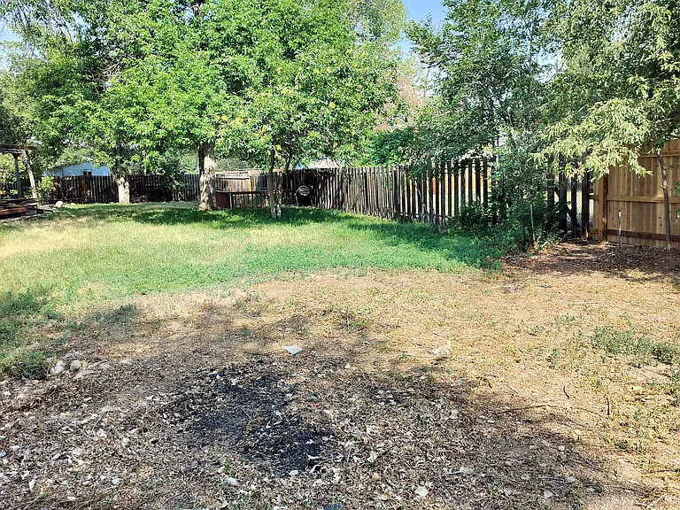 1312 Sitka St — Photo 6