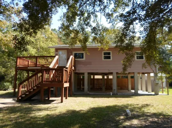 59788 Martin Luther King Jr Dr, Lacombe, LA 70445
