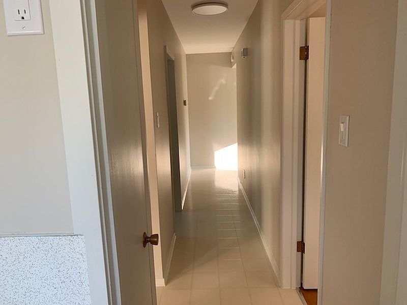 Winnipeg Apartment for rent - 3 Bedrooms — photo 10