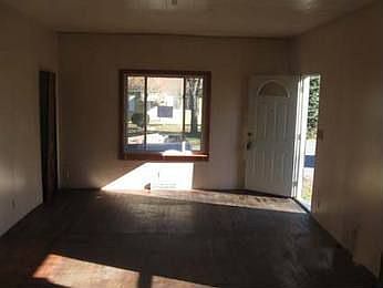 3rd image of 280 Butler Ave