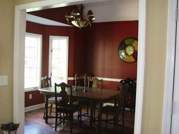 3rd image of 127 Seabreeze Way