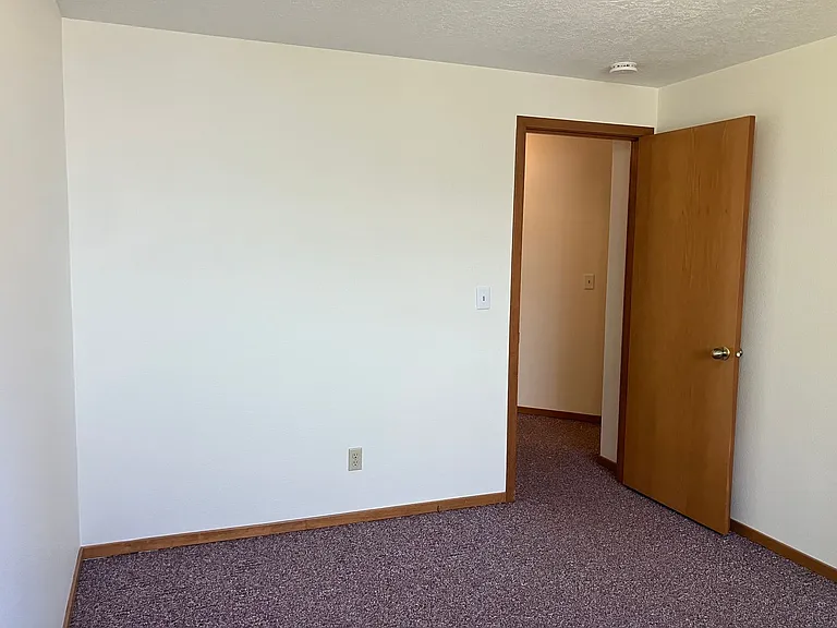 1325 Elser Dr SE — Photo 26