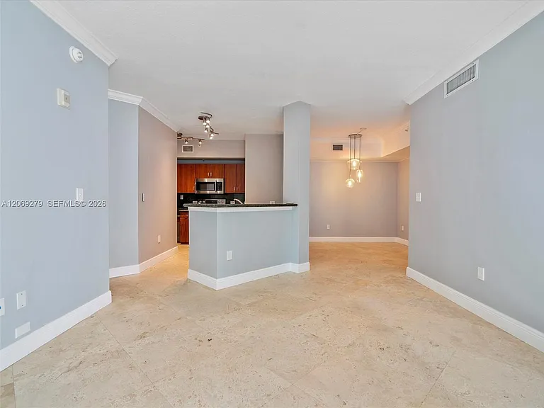 9172 Collins Ave #216 — Photo 8