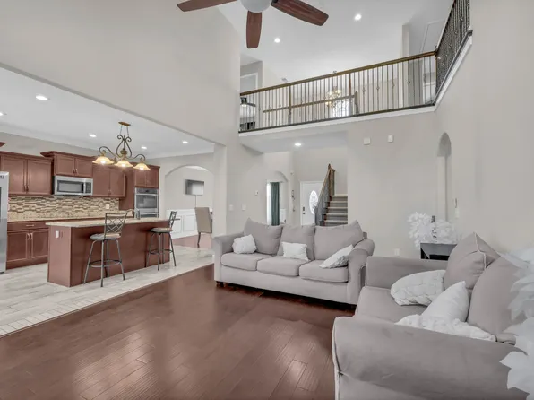 854 Winslow St, Clarksville, TN 37042