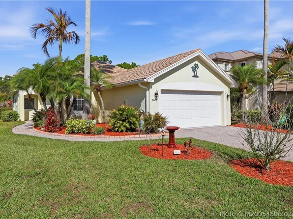 3726 NW Deer Oak Dr, Jensen Beach, FL 34957