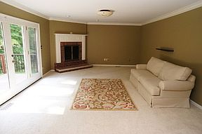 1st image of 103 White Oak Dr