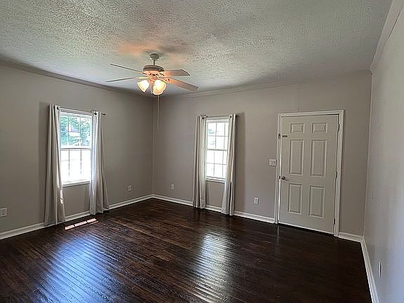 5th image of 212 S Morgan St