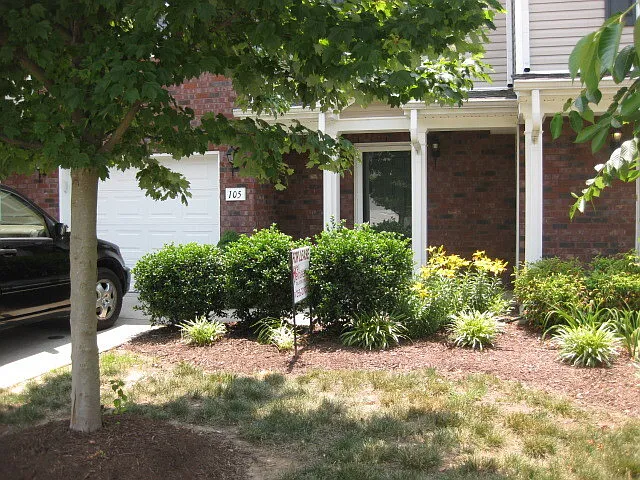 105 Antler Ridge Cir — Photo 2