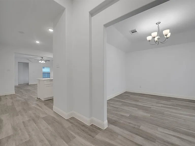 438 Camille Xing — Photo 5