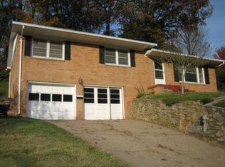 199 Academy St, Canton, NC 28716