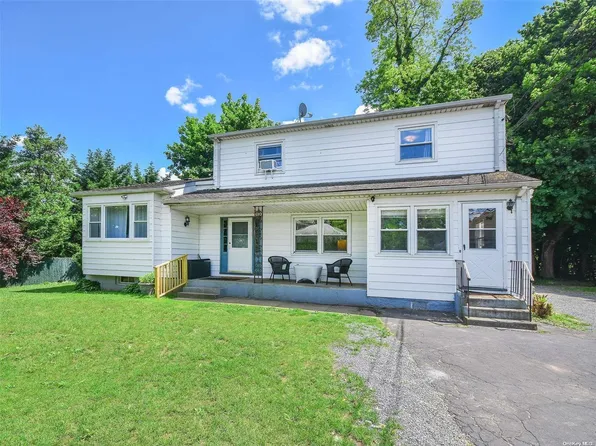 155 Sea Cliff Avenue, Glen Cove, NY 11542