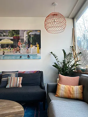 Rented by SERHANT. | media 24