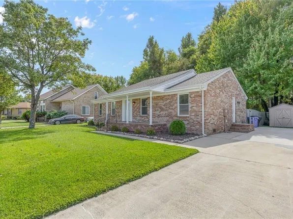1930 Laigh Cir, Portsmouth, VA 23701
