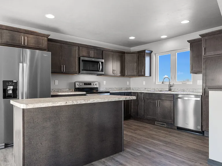 3653 E Rubyred Dr — Photo 6