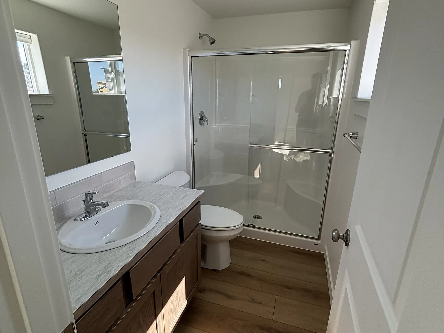3 bed, 2.5 bath, 1395 sqft, $2,695 — Photo 3
