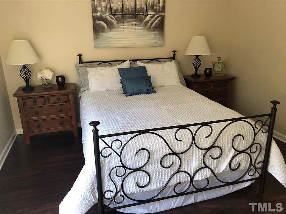 2nd image of 38 Sparger Springs Ln