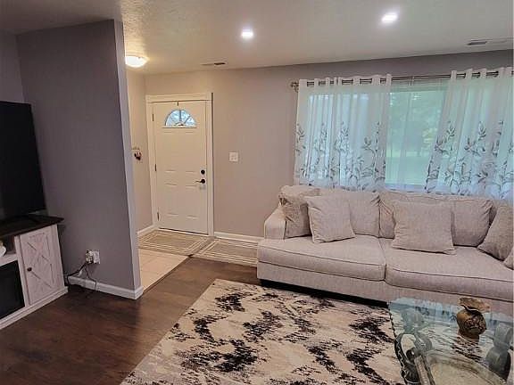 5th image of 11923 Harbour Light Dr