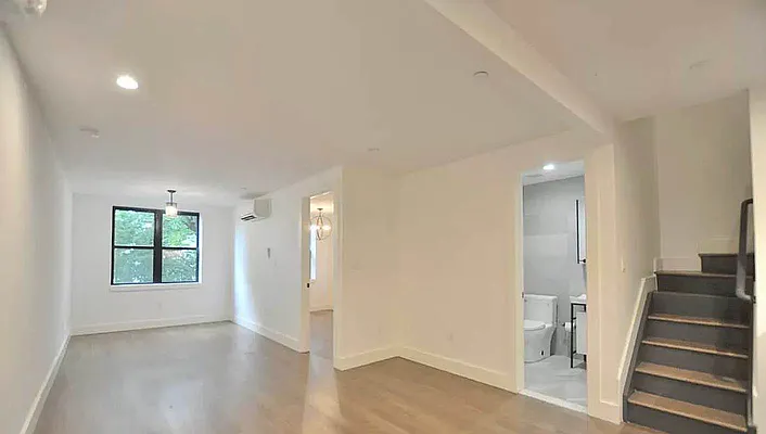 Rented by Cityside Rentals Corp | media 1