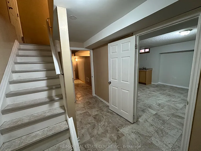 43 Windmill Blvd — Photo 8